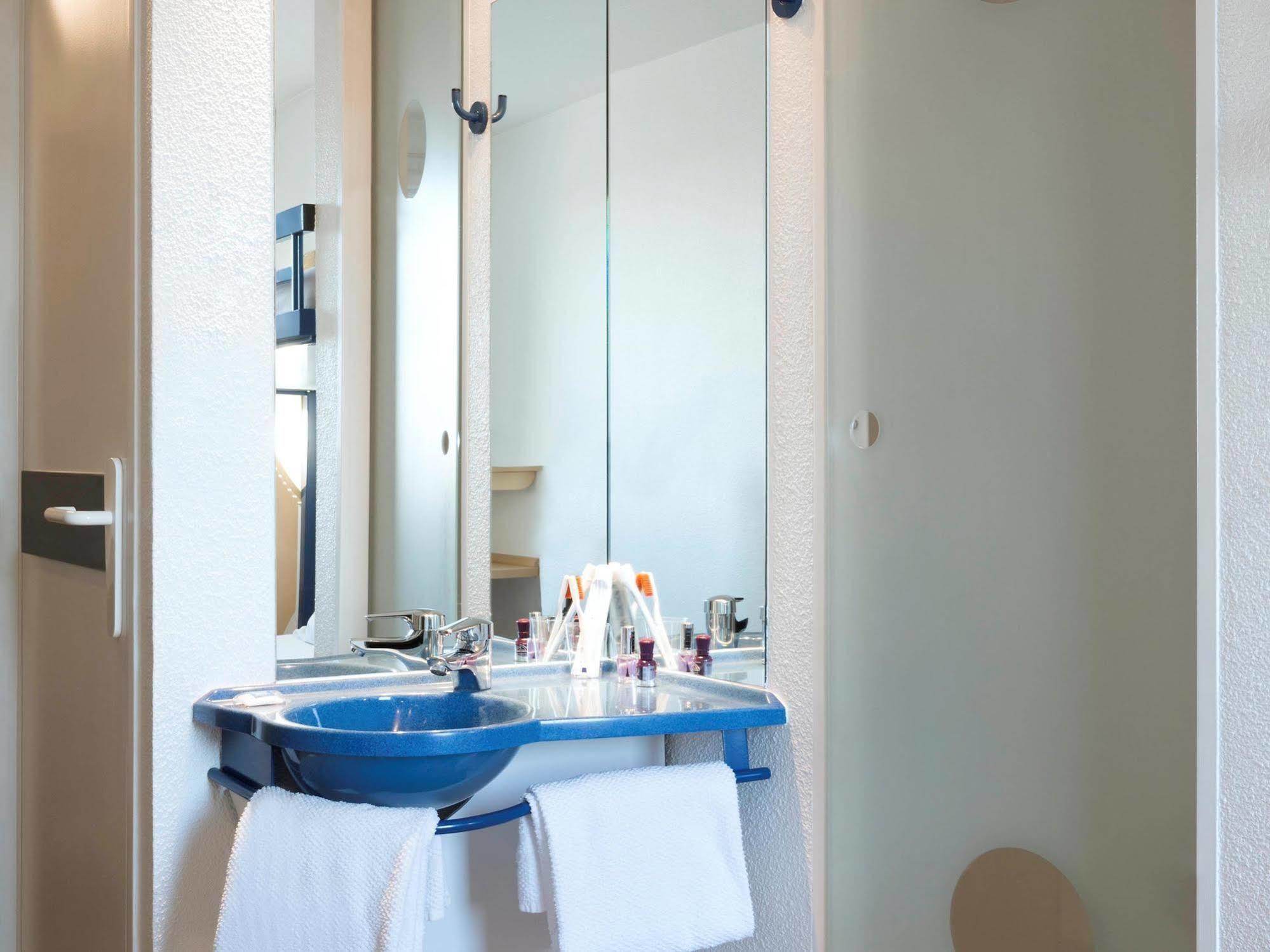 Ibis Budget Orly Chevilly Tram 7 Vitry-sur-Seine Eksteriør billede